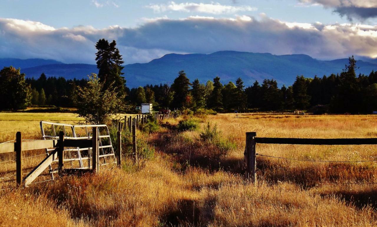 Paradise Acres Ranch Nanoose Bay Zewnętrze zdjęcie